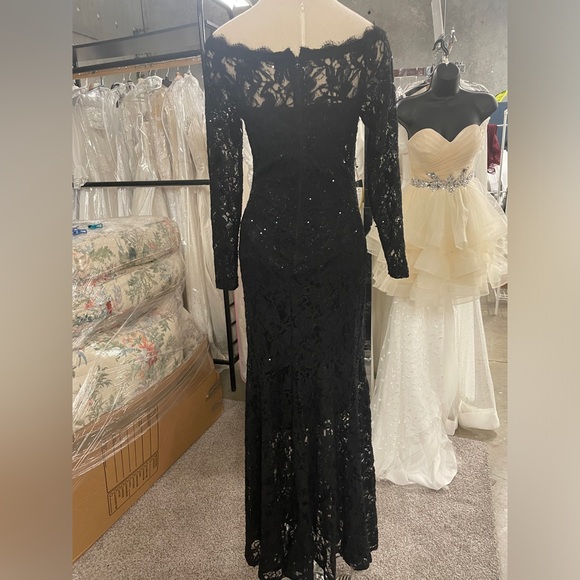 Decode Dress - Picture 4 of 7